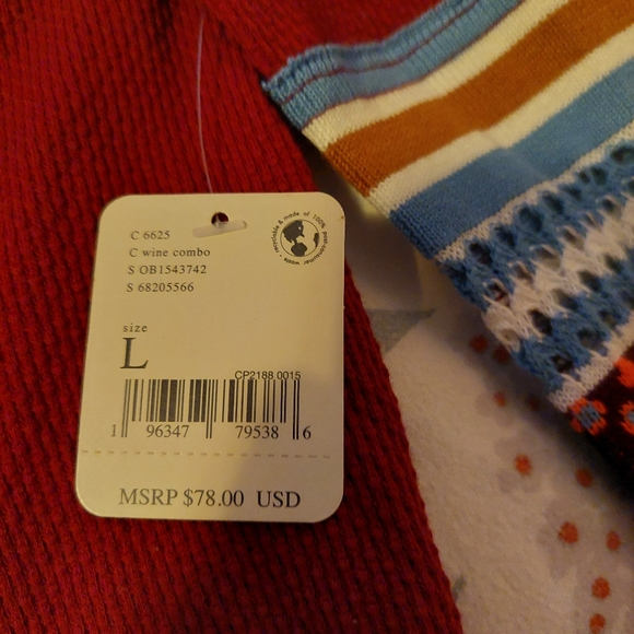 Free People Long sleeved tee - NWT - Picture 2 of 2